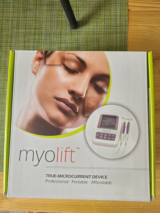 Микротоковый аппарат Myolift 7e wellness профессиональный