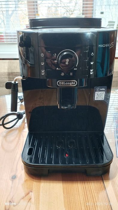 Гаранционна кафемашина Delonghi ECAM 12.121.B