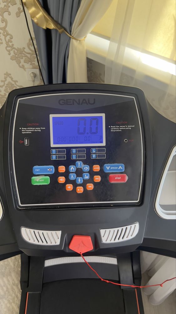 Продается дорожка для бега Genau