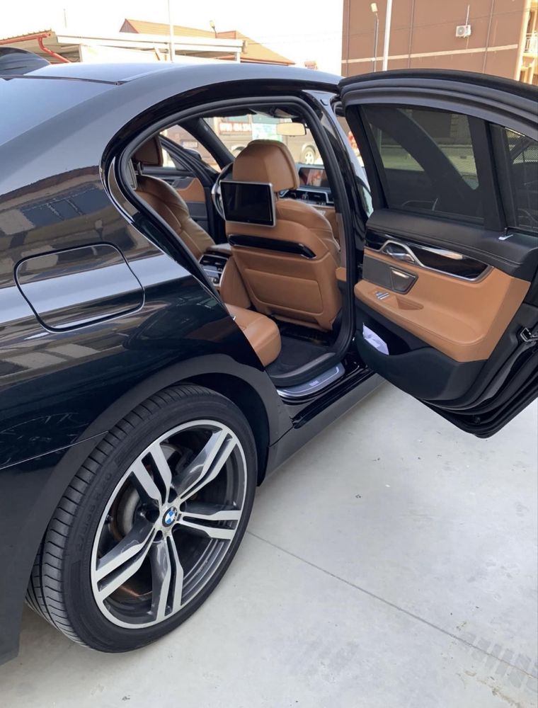 Bmw seria 7 730 d xdrive accept variante