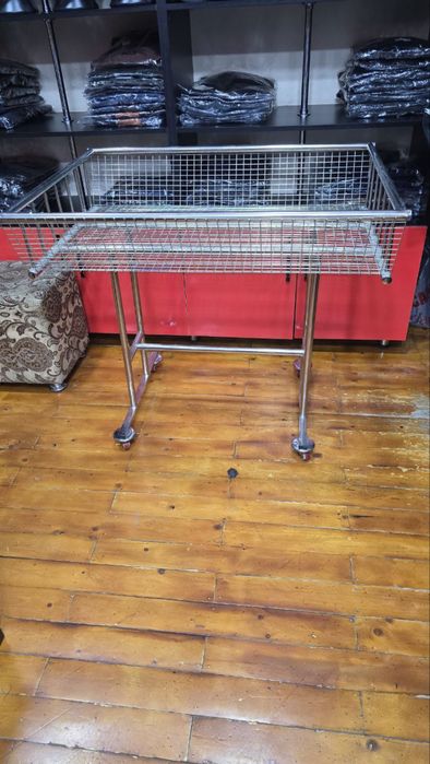 Срочно продаю корзинка для вещей