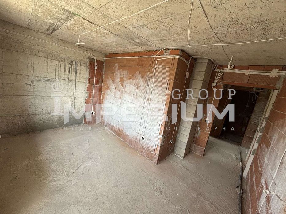 Продава се Тристаен апартамент в Варна, Възраждане 2 - 53 кв.м за 799 €/кв.м - Снимка #2