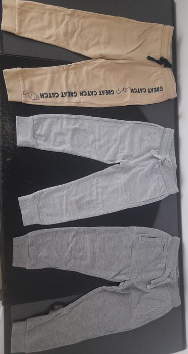 Pantaloni baiat marime 4-5 ani