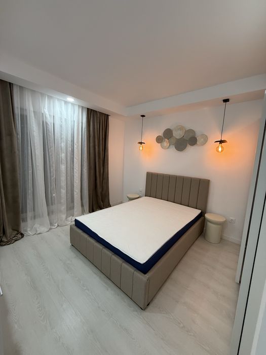 Apartament 3 camere Cosmopolis- prima inchiriere- parcare- proprietar
