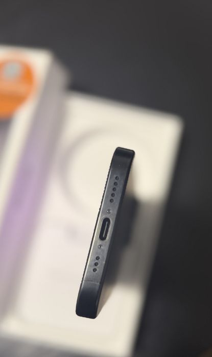 iPhone 15 Pro Negru 1tb neverlock impecabil folie baterie 92%