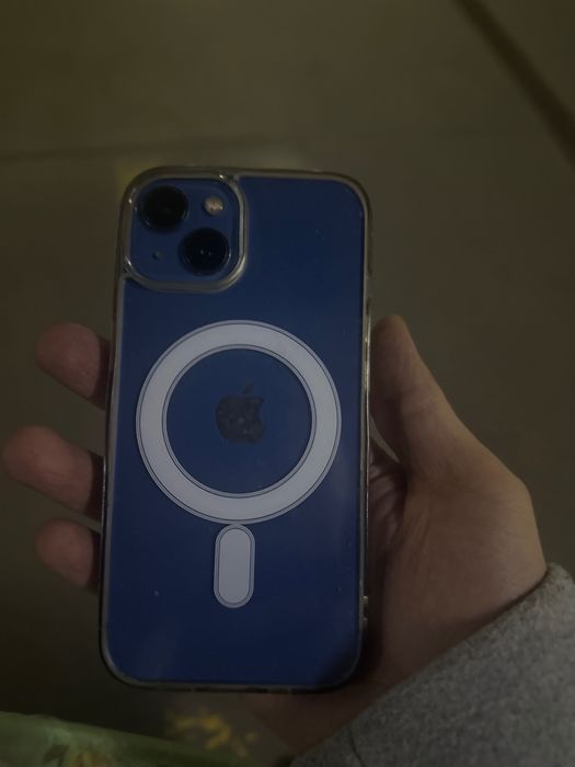 iPhone 13 продается