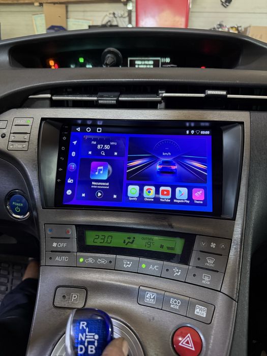 Navigatie Android Toyota Prius , Carplay Android Auto Camera