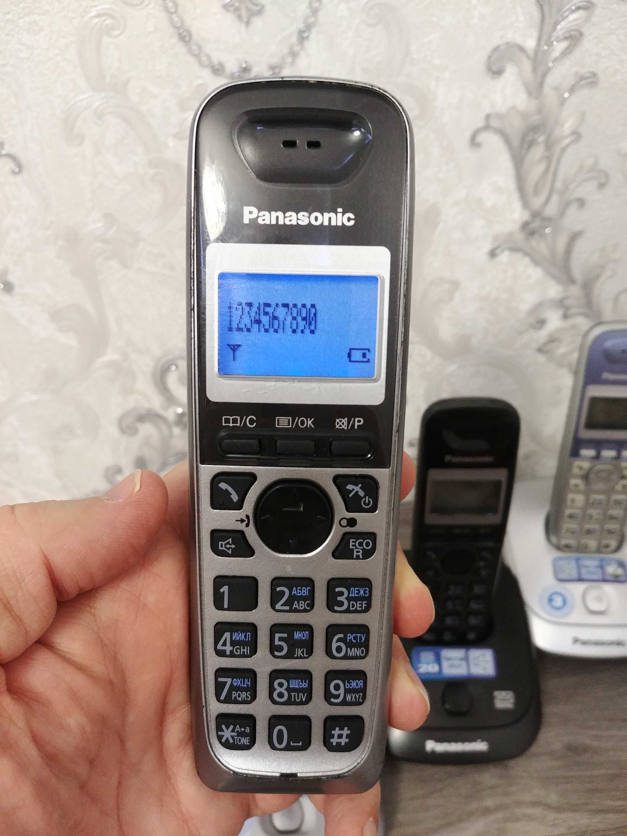 Радиотелефон Panasonic kx-tg2521 с  АОН