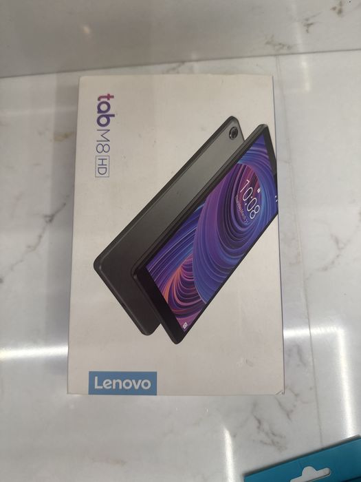 TCL 50 5G           нов