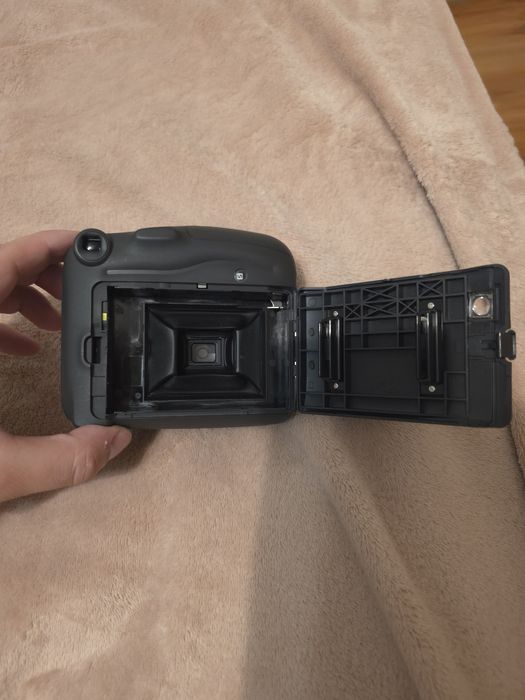 Fujifilm Instax Mini 11 - Черен. Отлично състояние