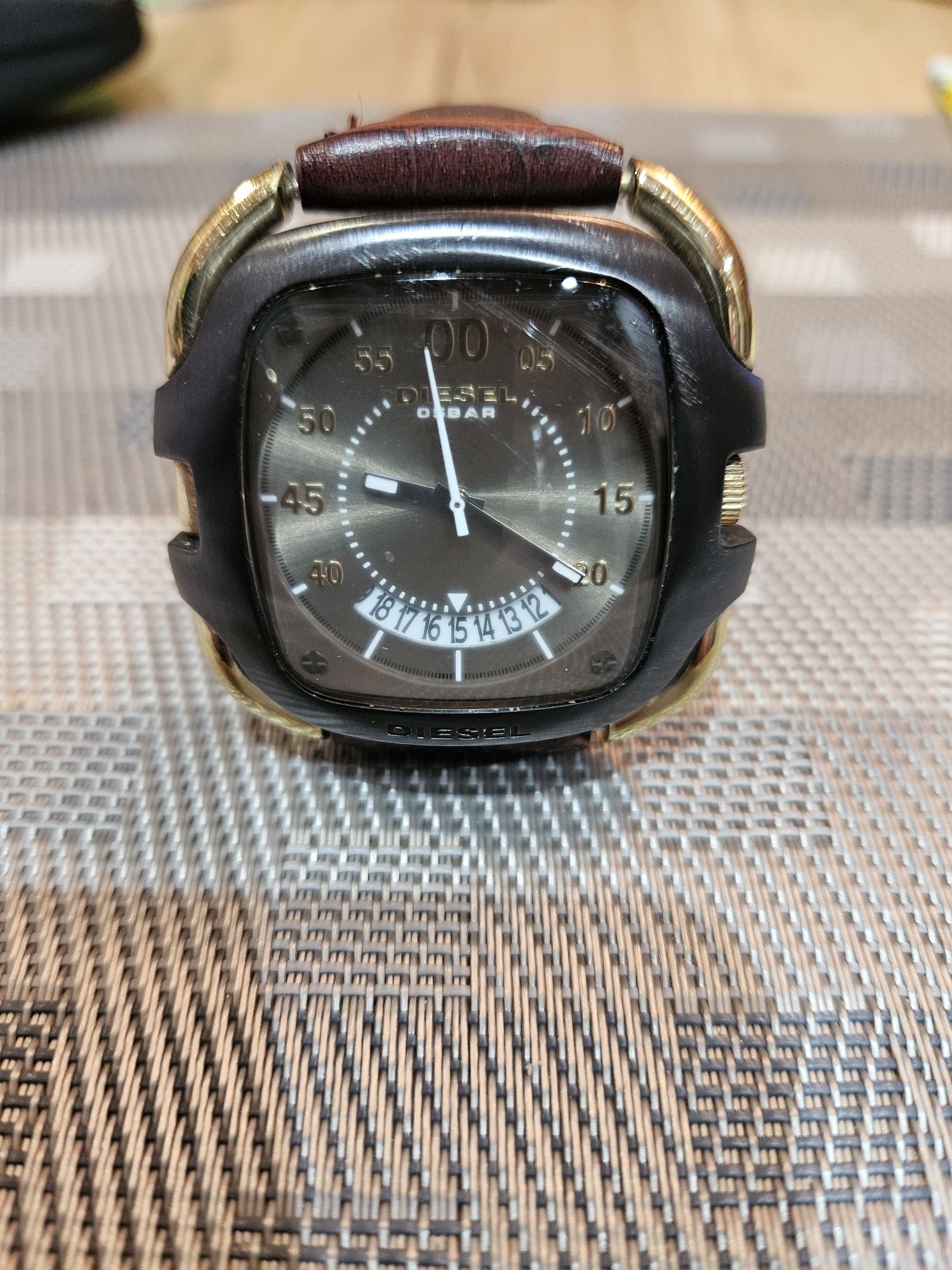 Часовник  Diesel