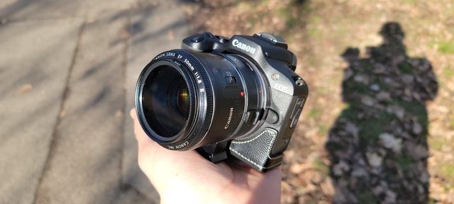Обектив Canon EF 50мм 1.8 с преходник EF-RF