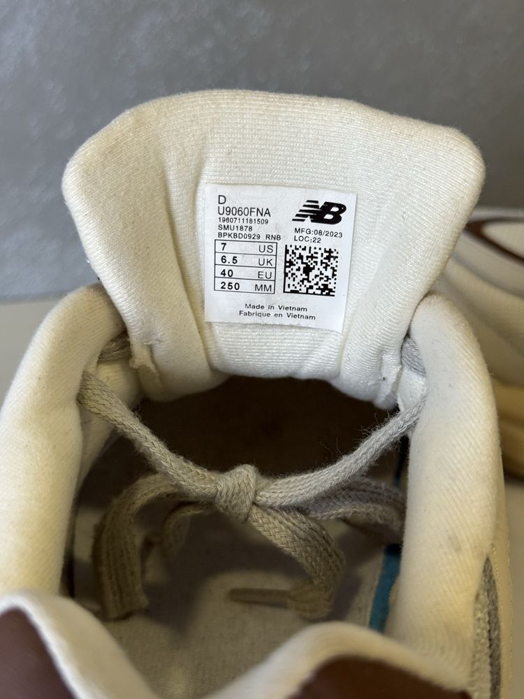 New Balance 9060, Размер 40