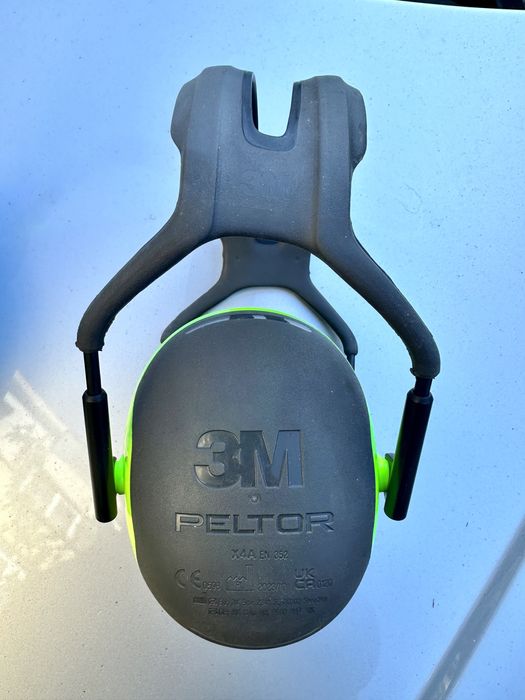 Antifoane externe profesionale 3M PELTOR Seria X4A