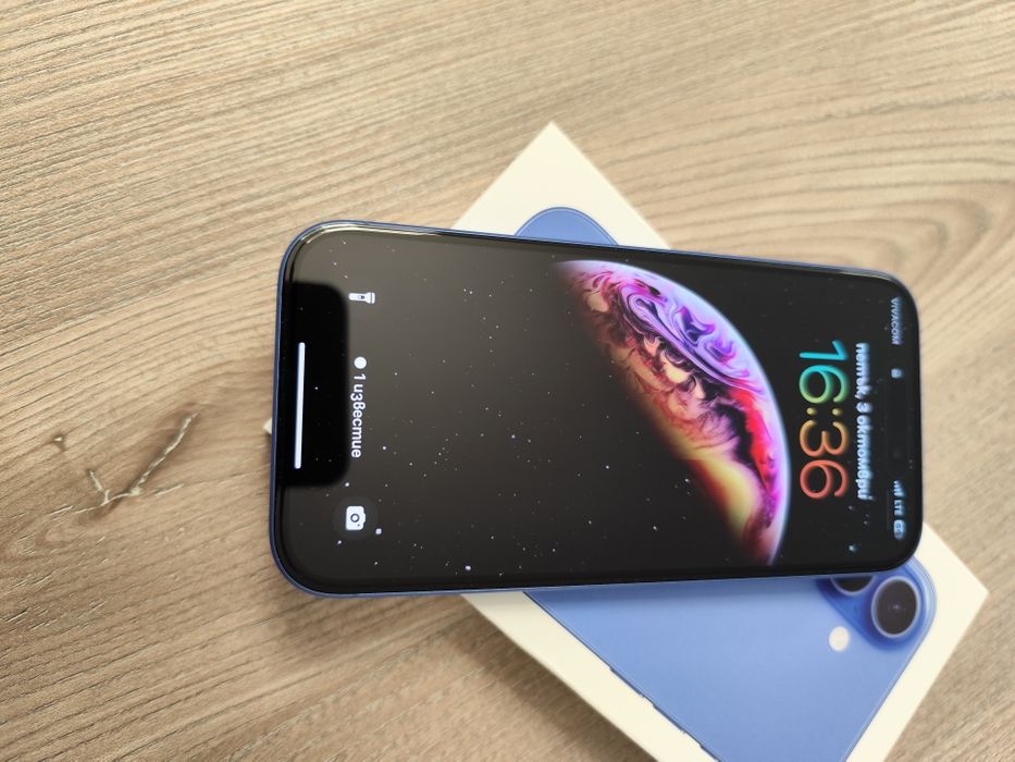 IPhone 16 128 GB Нов Телефон.