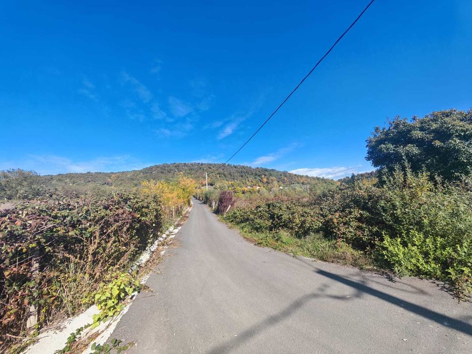 Teren intravilan – 62 ari ,strada 28, langa Parc Hosteze
