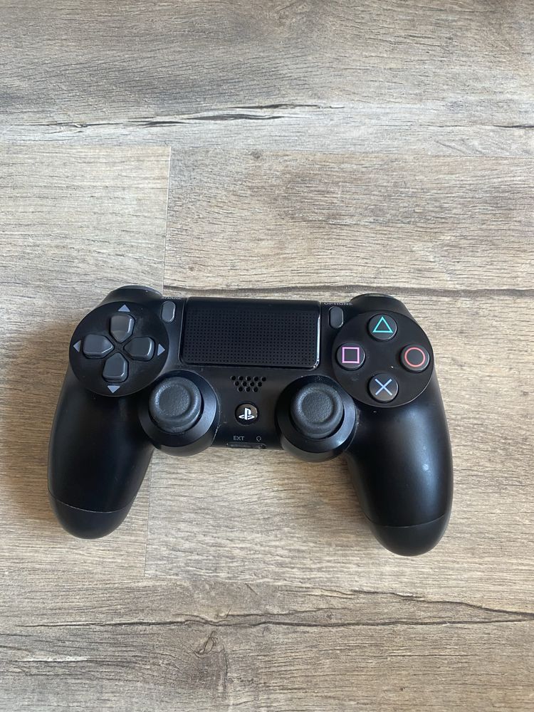 Джоестик за ps4