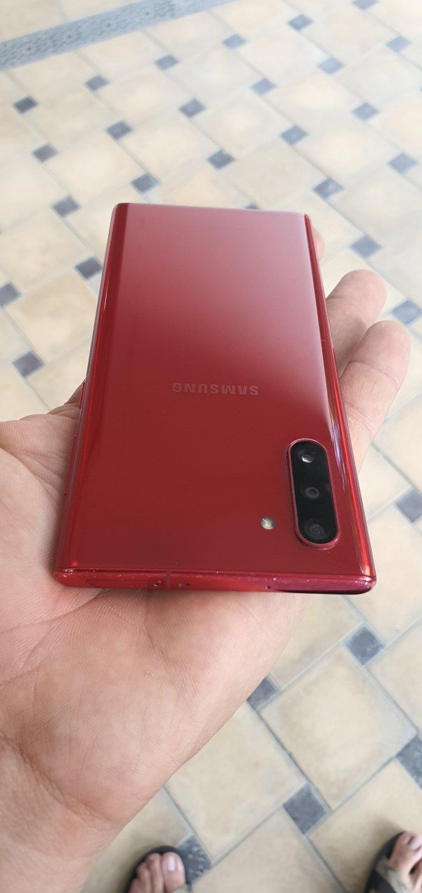 Samsung not 10 5G (256 gb OZU12)srochni sotiladi