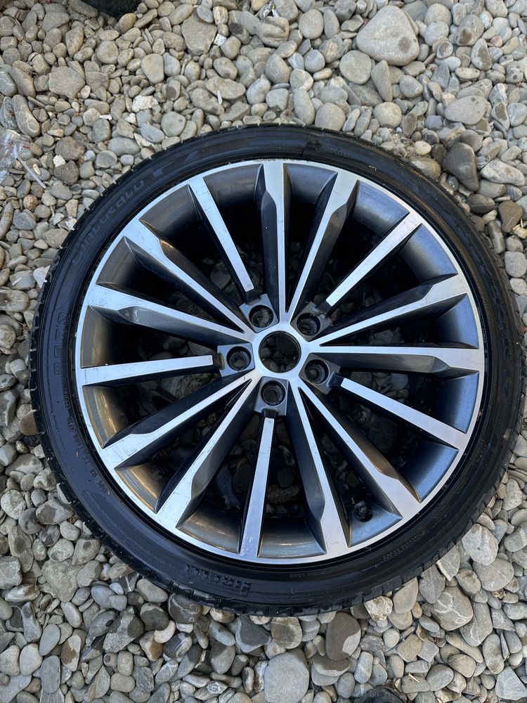Jantă r 19 skoda superb 3.cod:3v0601025.a.q.