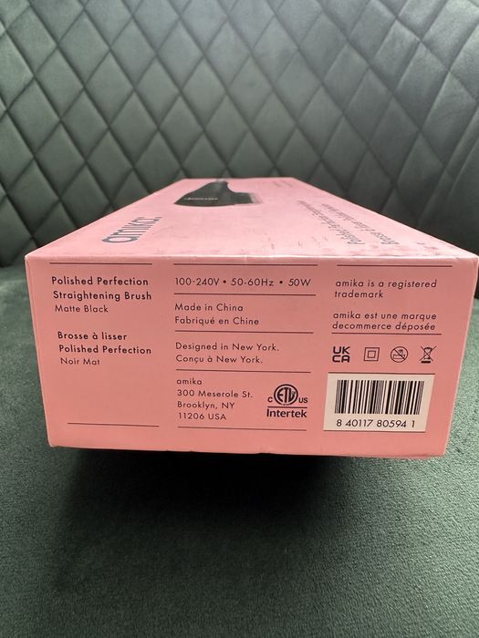 Perie pentru indreptat parul Amika
