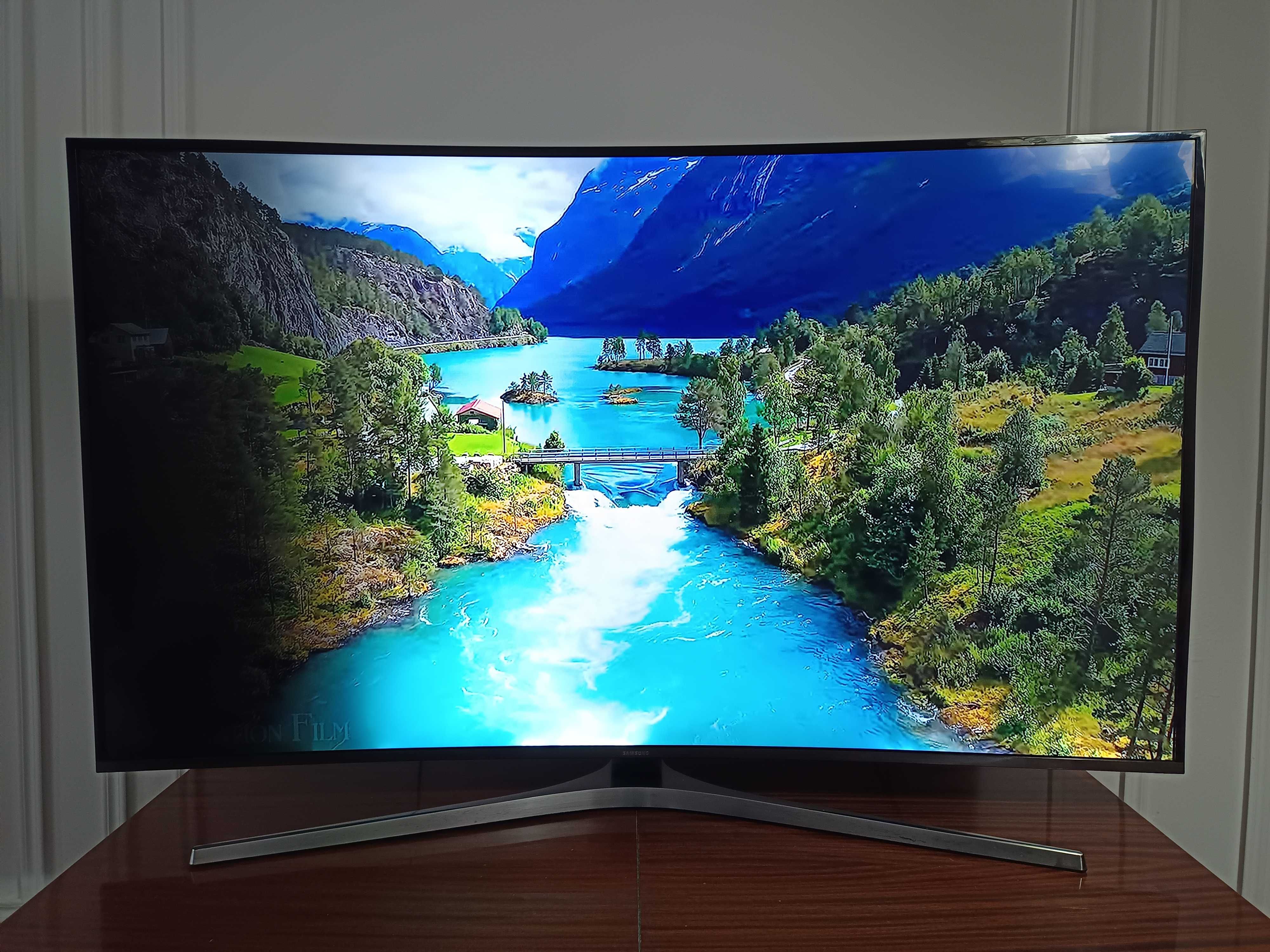 Телевизор Samsung Smart LED 55" 138 см Извит 4K Ultra HD Smart TV WiFi