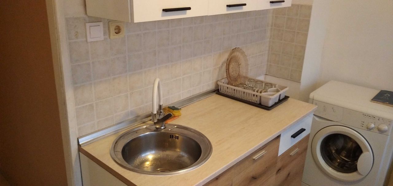 Дава се под наем Двустаен апартамент в София, Младост 2 - 49 кв.м за 423.3 € - Снимка #2