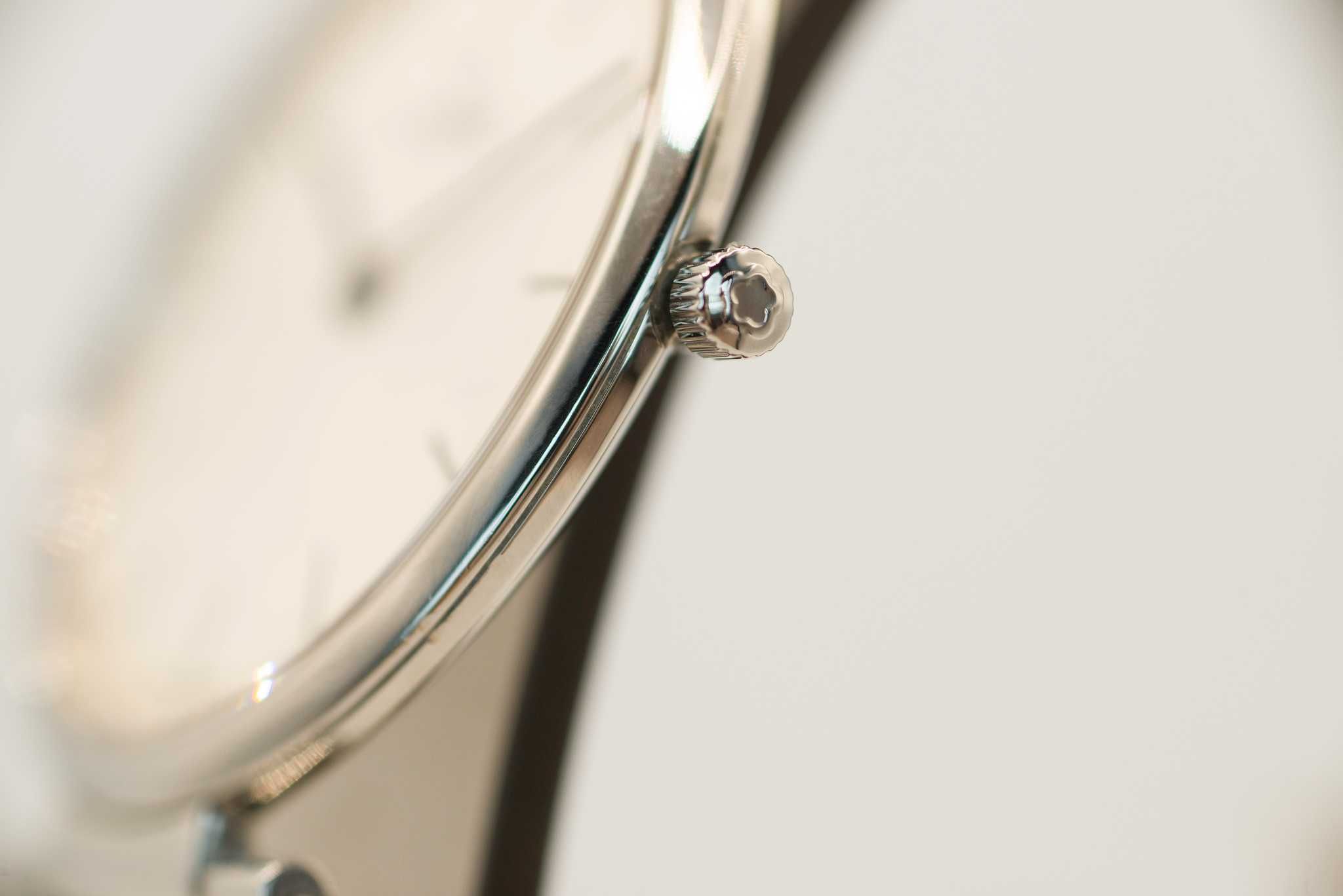Швейцарски часовник марка Titoni в отлично състояние - нова цена!