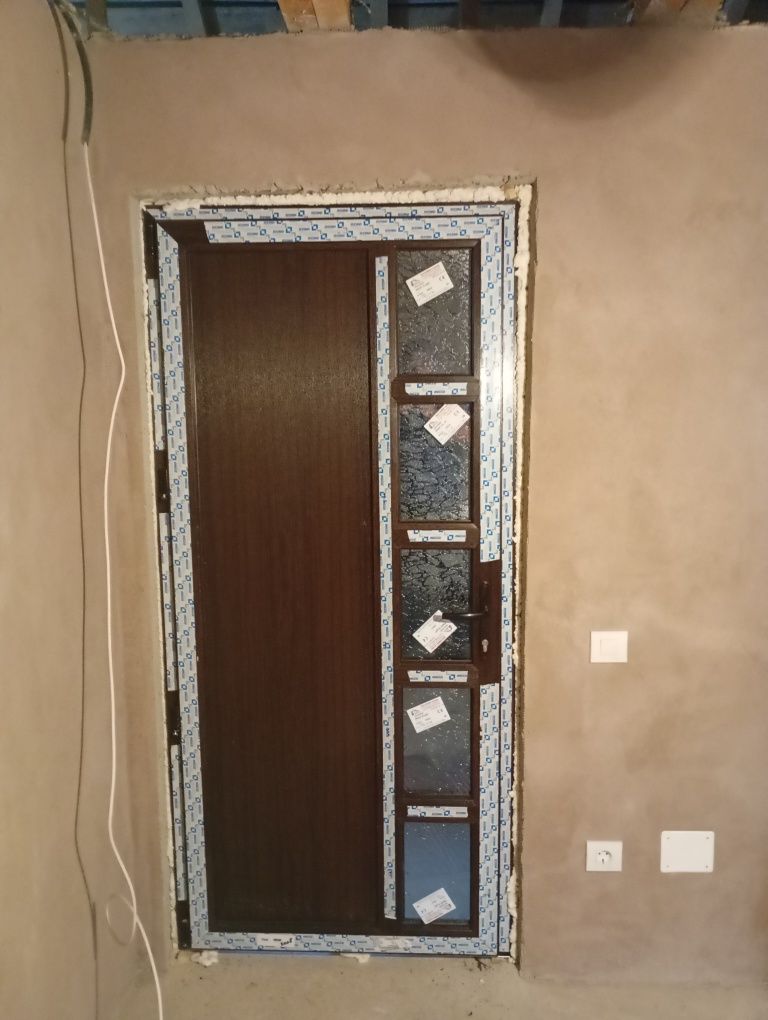 Termopane ferestre uși rulouri plase insecte
