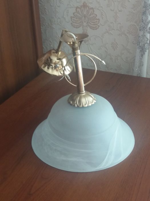 Люстра       ^^^