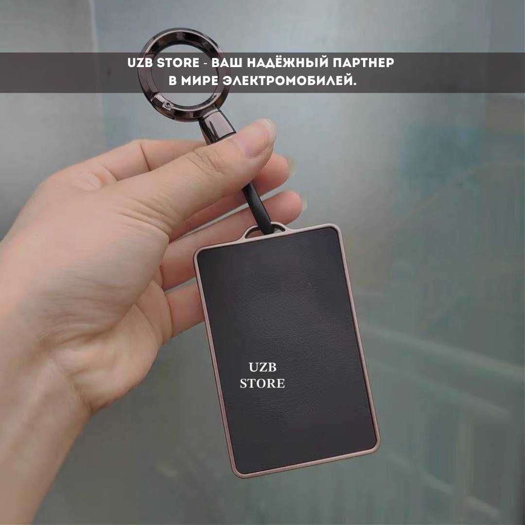 Zeekr NFC chexol | кожаный, корпус твёрдый силикон. Для карты ключа.