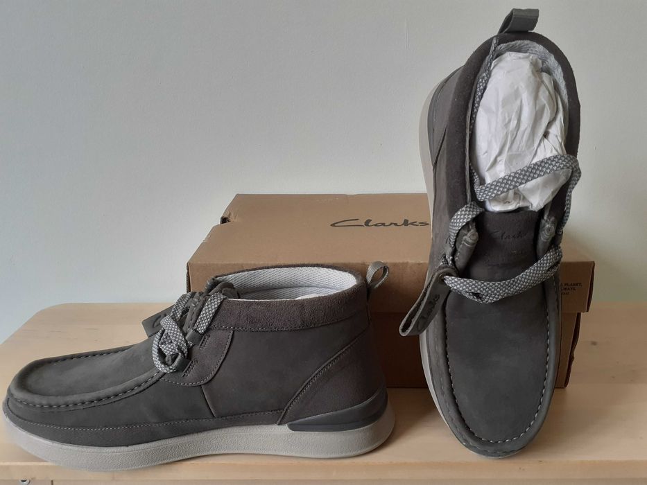 Обувки Clarks - чисто нови