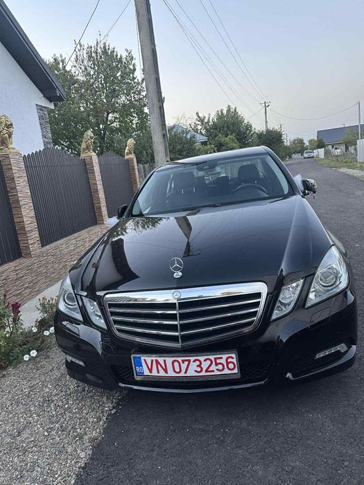 Mercedes E Class W212 E200 136 CP