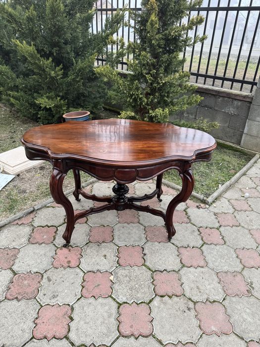 Masa louis philippe din lemn masiv cu rotile