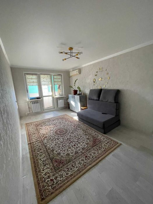 СРОЧНО продам 2 комнатную на Абилкаир Хана