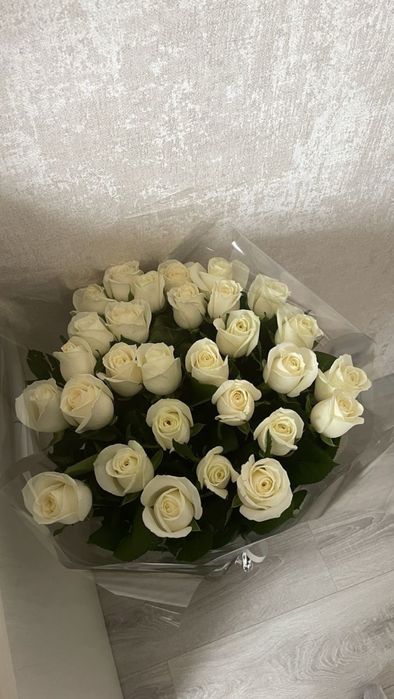 Срочно Продаю Шарф и Цветы всего за 8990тг