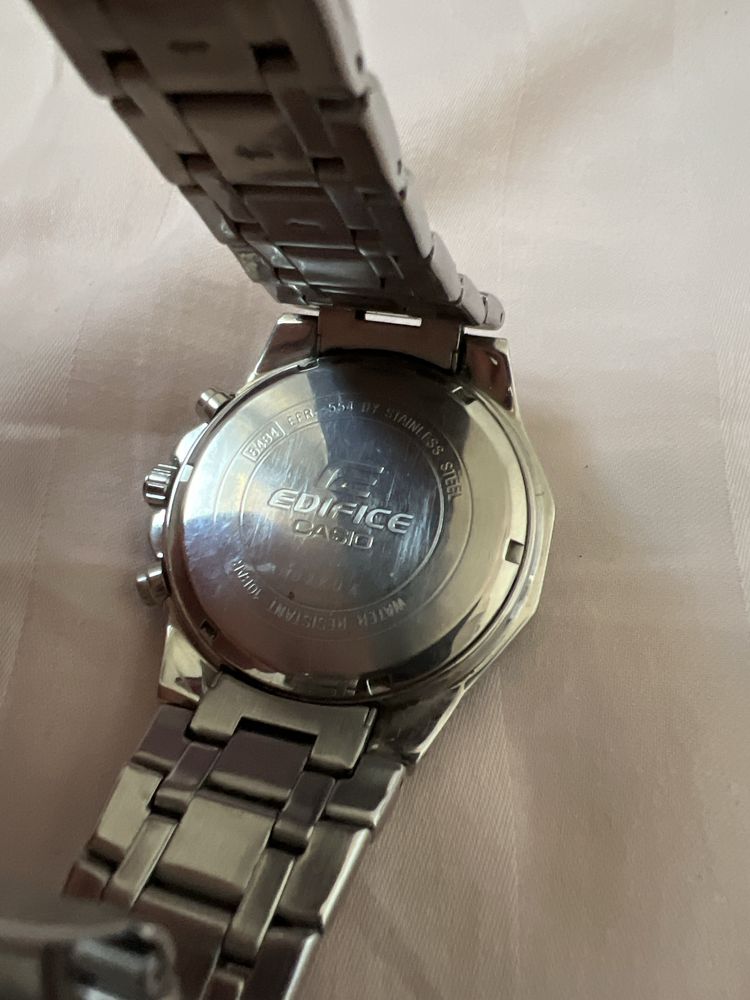 Продам часы Edifire casio EFR-554