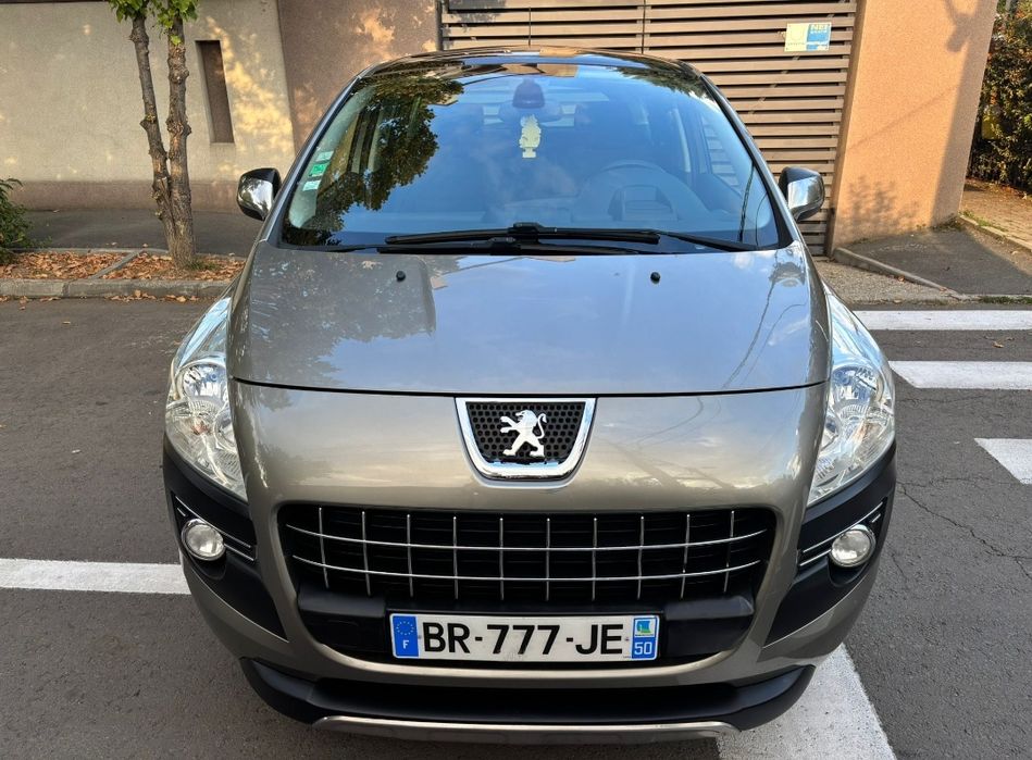 Vând Peugot 3008 1.6tdi