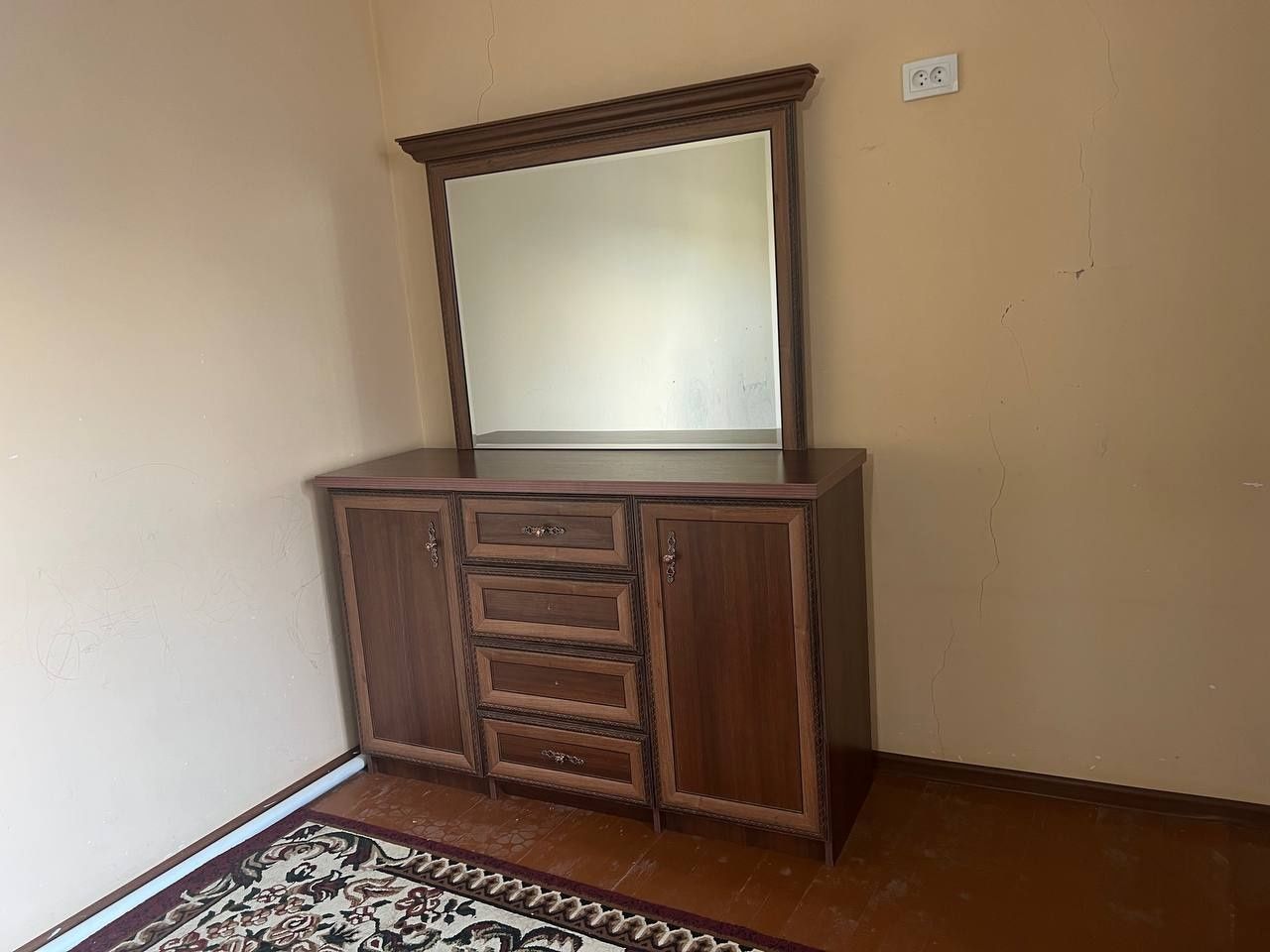 Oyna sotiladi holati yaxshi