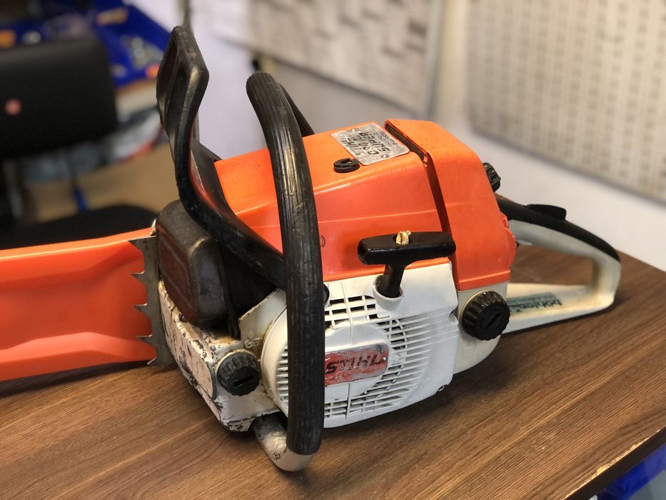 Моторна резачка за дърва STIHL 034 AV SUPER - 61.5 куб.см/3.4kW-4.6к.с
