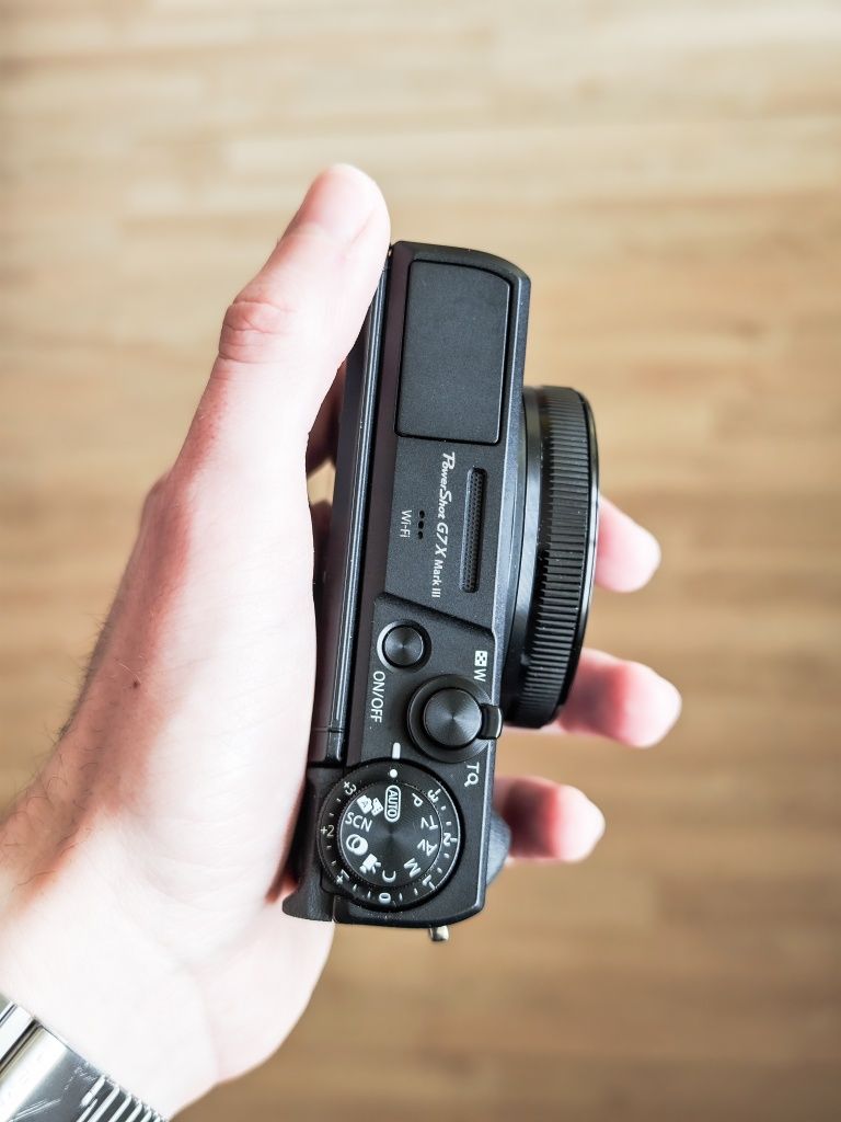 Canon G7X Mark III (Отличен)
