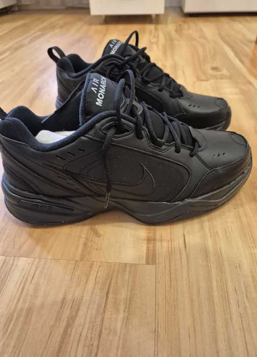 Nike Air Monarch IV