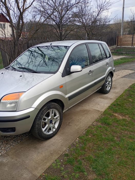Masina Ford fusion