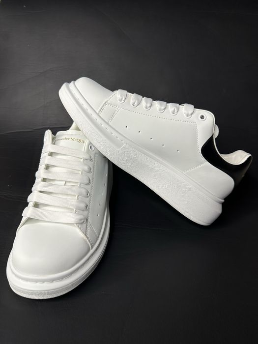 Alexander McQueen 43 white