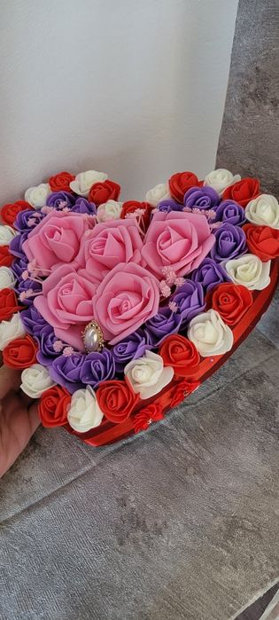 Aranjament 51 de trandafiri