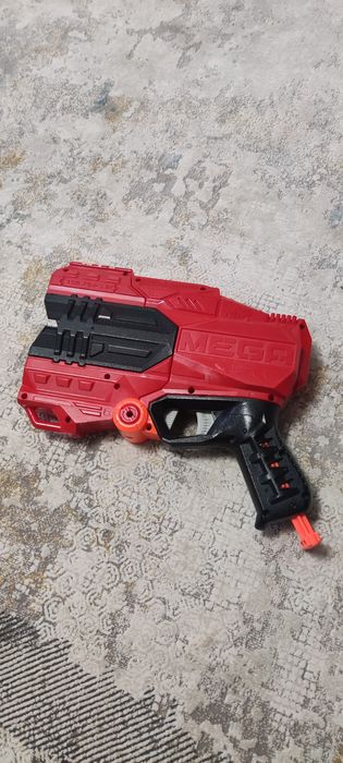Бластер Mega. Состояние отличное