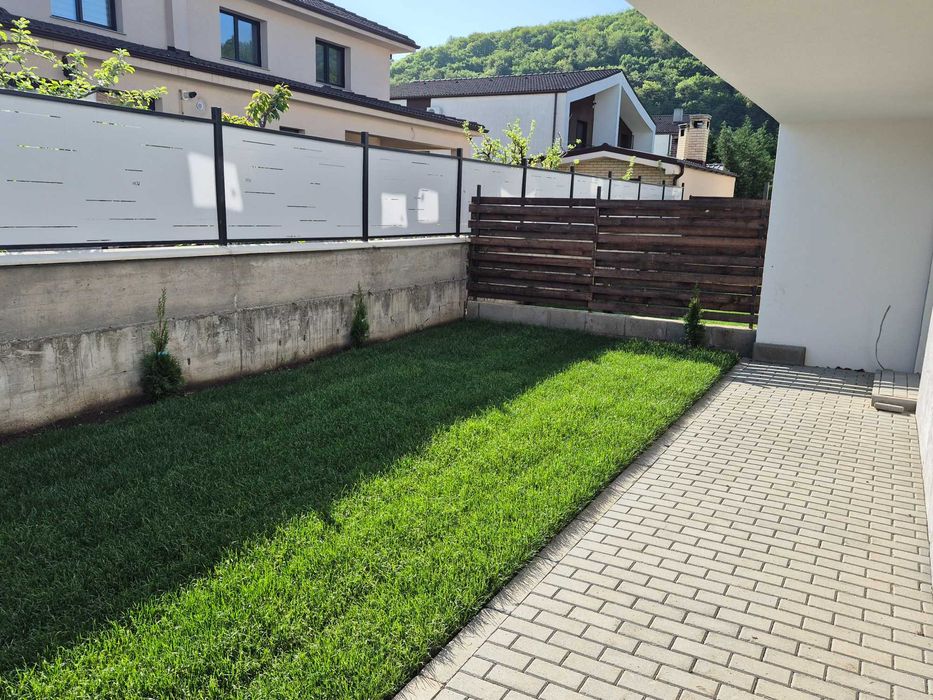 Casa Floresti parc Poligon