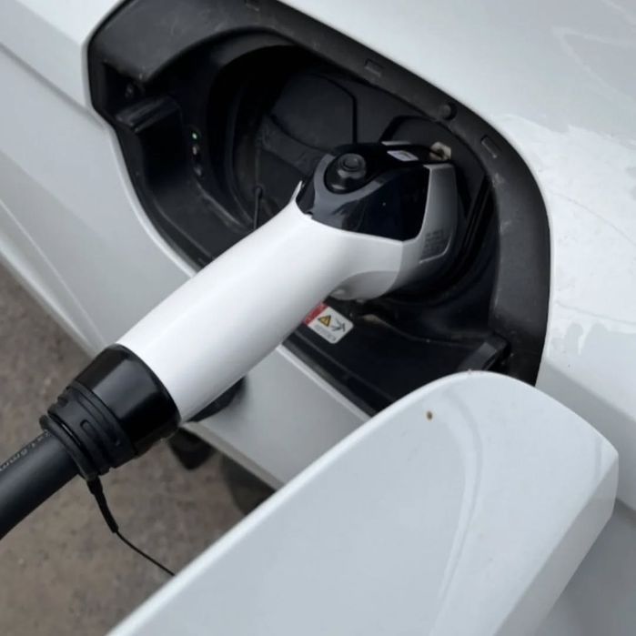 Установка зарядное устройство для Электромобилей.
7квт зарядка установ