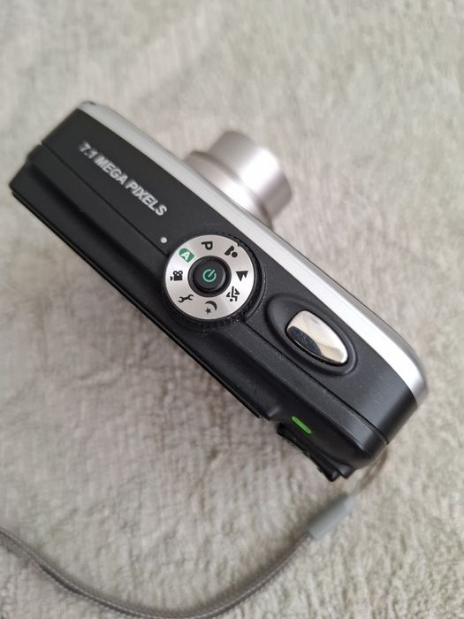 Aparat foto digital Ricoh Caplio RR770