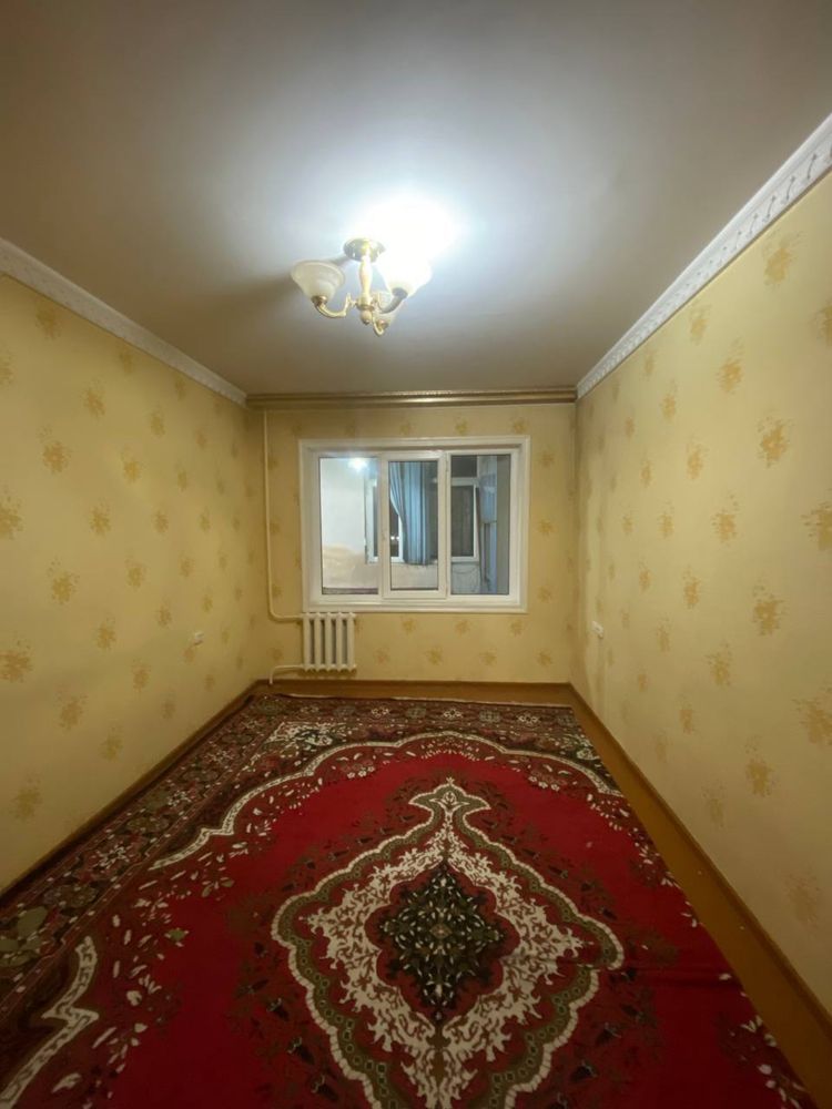 Сотилади 3/3/4 Коракамиш 1/4