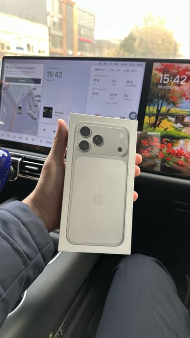 Iphone 17 pro max Sim